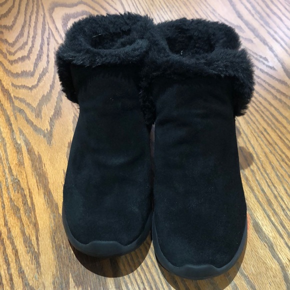 Sketchers on the go ankle winter ❄️ boots 🥾 - Picture 1 of 6